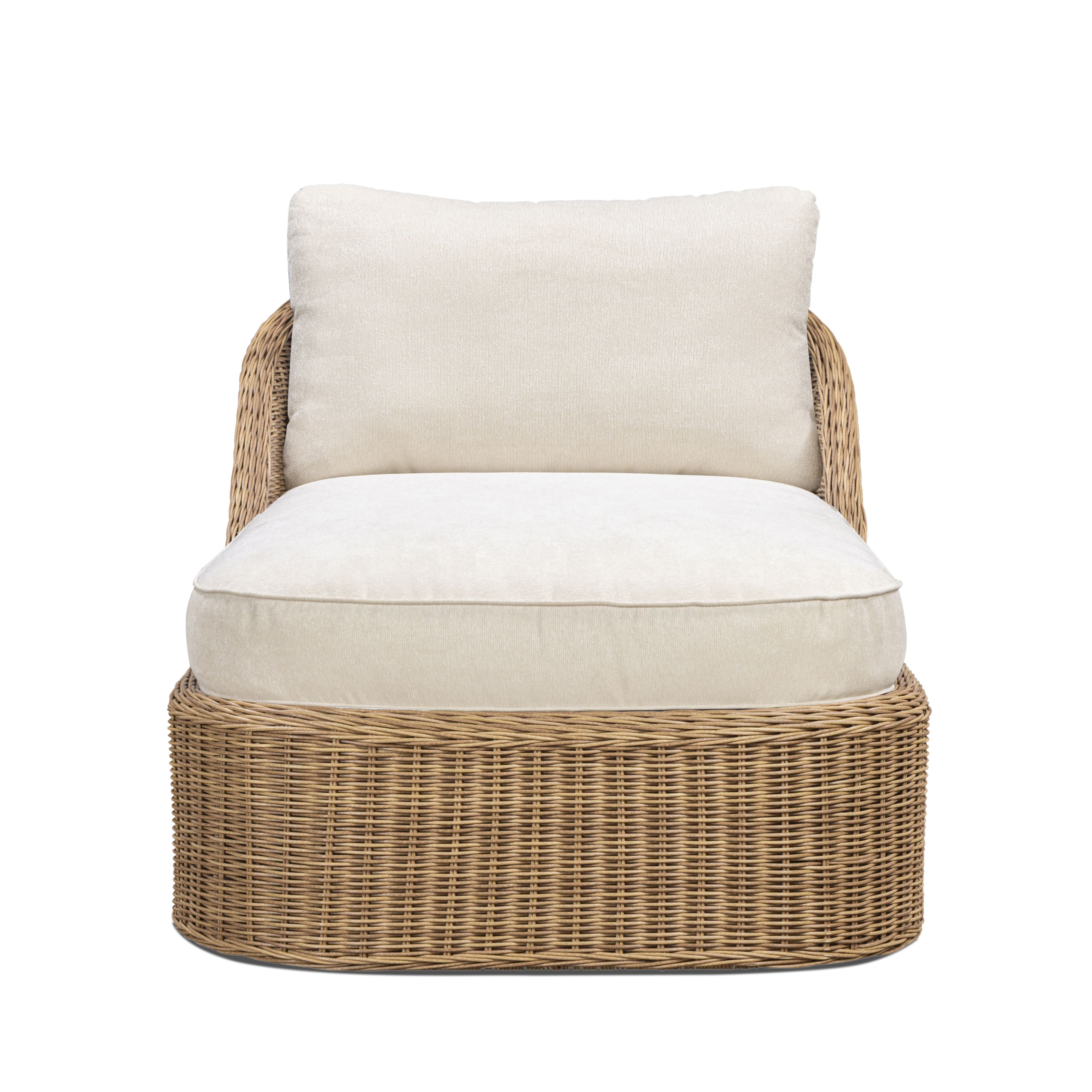 Axel Boucle Outdoor Lounge Chair